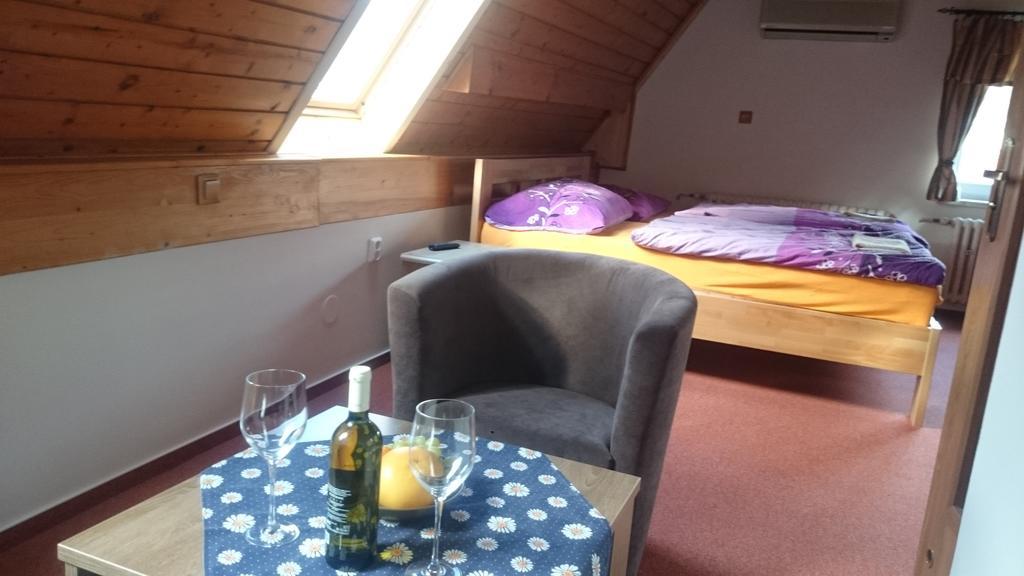 Penzion Relax Prievidza Exteriér fotografie