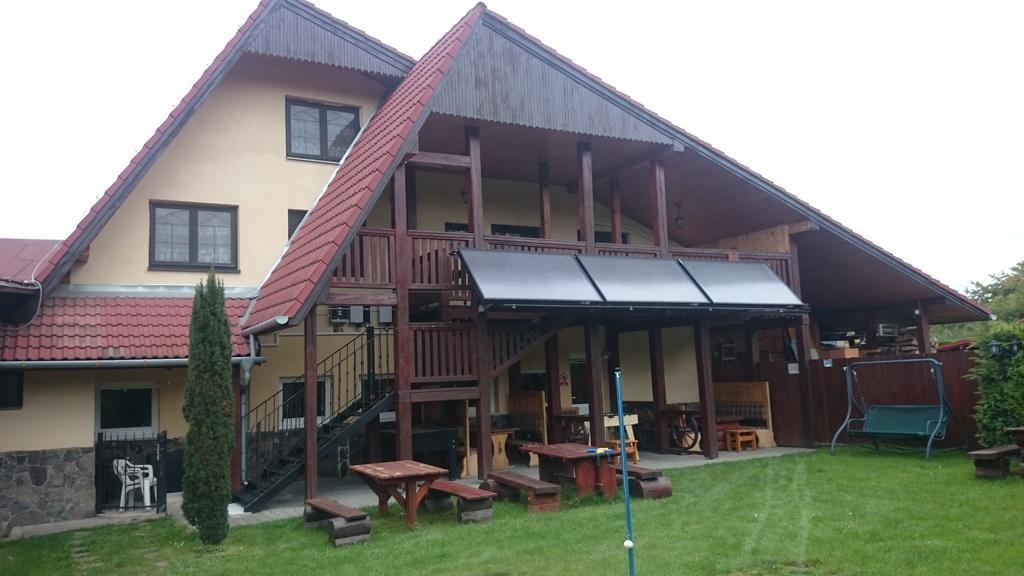 Penzion Relax Prievidza Exteriér fotografie